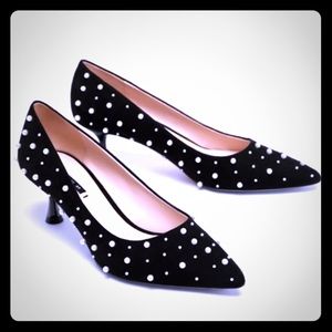 NWT Zara brand shoes with pearls. Size 71/2.